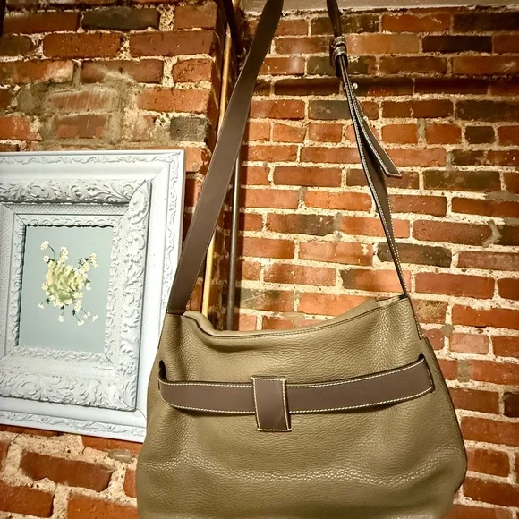 Loewe Puzzle Messenger Bag– Pebbled Calfskin | Made in Spain | Dust Bag Included - Picture 5 of 16